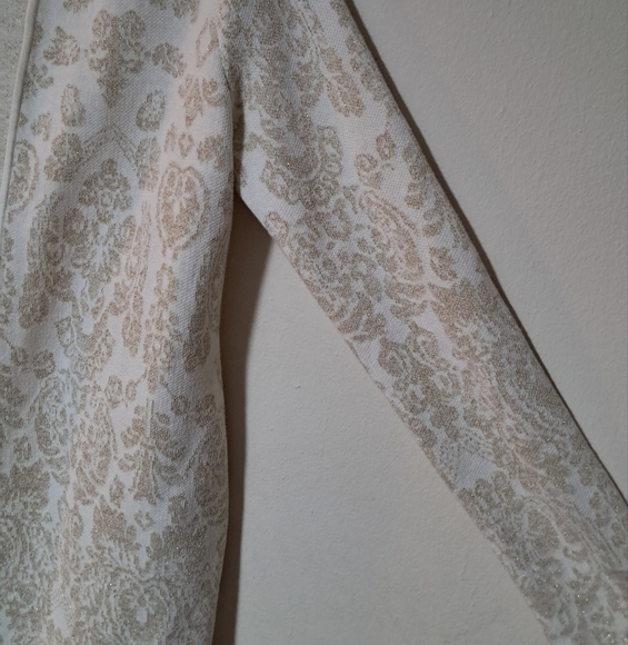 Chico's White Gold Metallic Open Front Duster Womens Size 0 S/4. - Picture 4 of 5